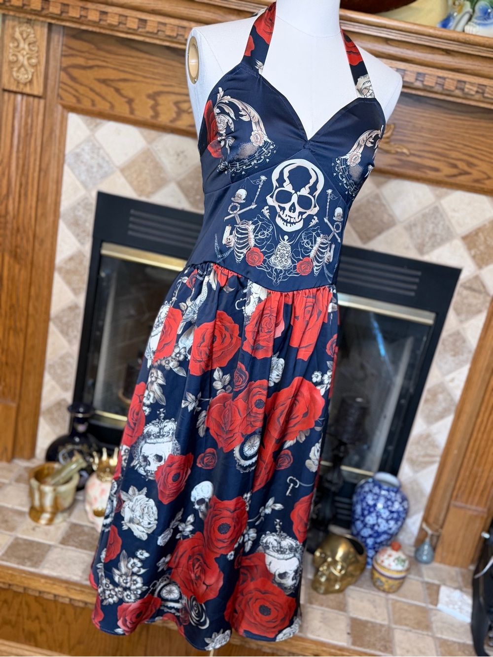 NWT Retro Stage Black & Red Skull Rose Halter Midi Dress Size XL